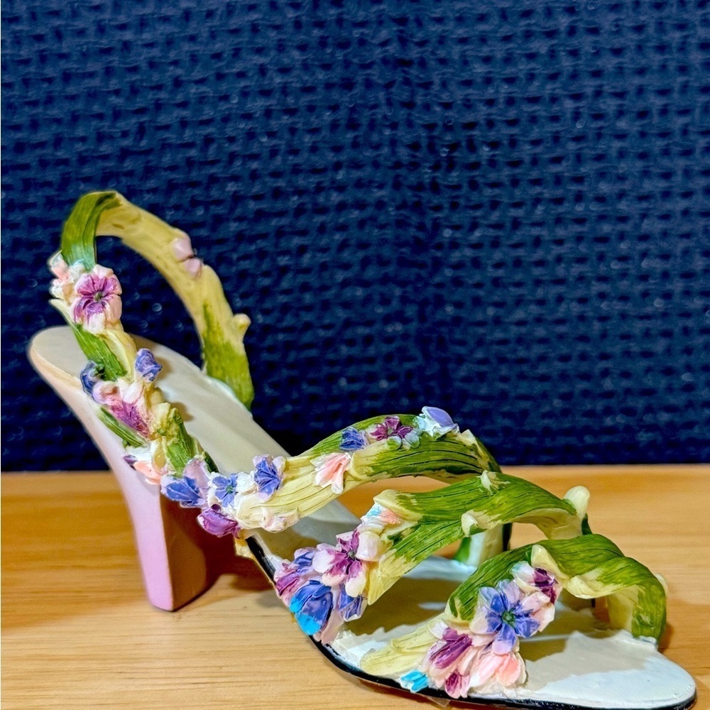 Nostalgia If The Shoe Fits—Garden Party Collectible “Orchid Shoe”Miniature Shoe